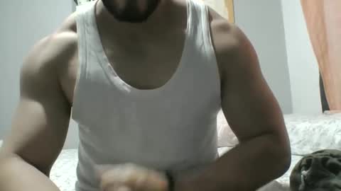 Snapshot of jbrand20 chatting on 27, 10, 2025 J Brand online show from 27, 10, 2025