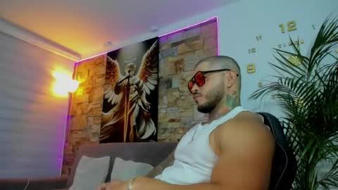 Jean  axelcrow       Modelo Independiente online show from 22, 7, 2026