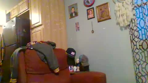 Snapshot of jearnold44 chatting on 11, 2, 2025 jearnold44 online show from 11, 2, 2025