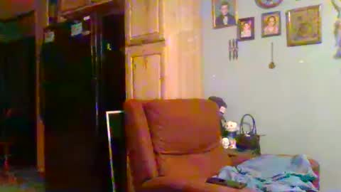 Snapshot of jearnold44 chatting on 3, 3, 2025 jearnold44 online show from 3, 3, 2025