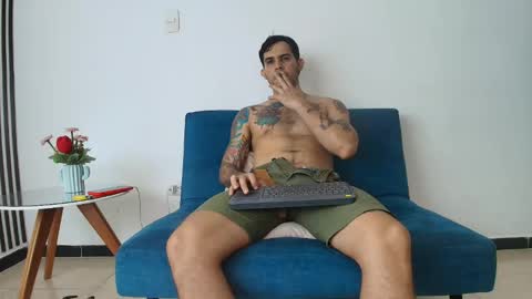 Snapshot of jeff_cube chatting on 11, 2, 2025 Jeff and Mugi Independent model online show from 11, 2, 2025