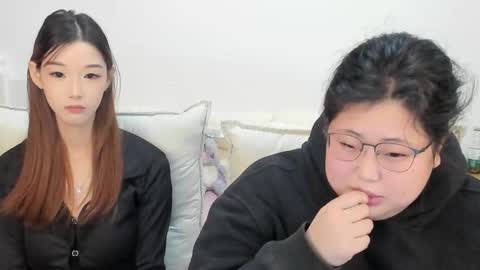 Snapshot of jelenaania chatting on 2, 12, 2025 jelenaania online show from 2, 12, 2025