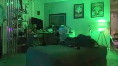 Guy Jones online show from 9, 1, 2025