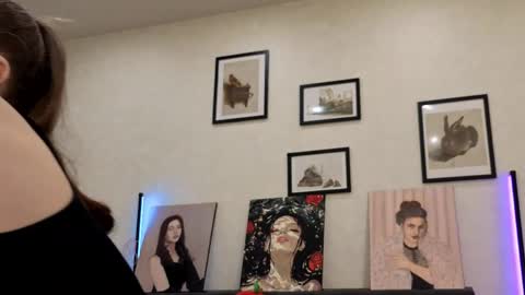 Snapshot of jenie_fire chatting on 19, 5, 2026 Dolly online show from 19, 5, 2026