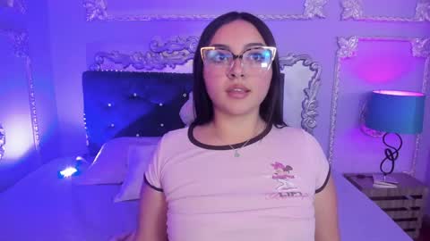 Jenifer  online show from 29, 4, 2026