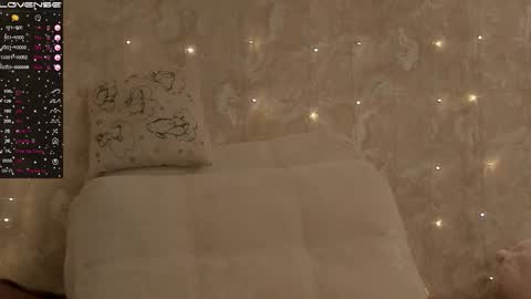 Snapshot of jeniferji chatting on 28, 3, 2026 EvaSileZ online show from 28, 3, 2026