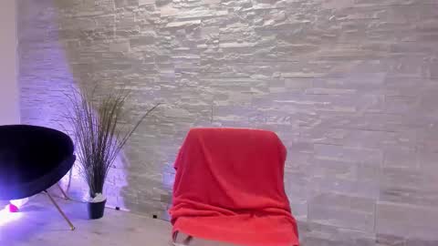 Jenifer  online show from 30, 3, 2026