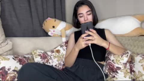Jenifer online show from 11, 10, 2025