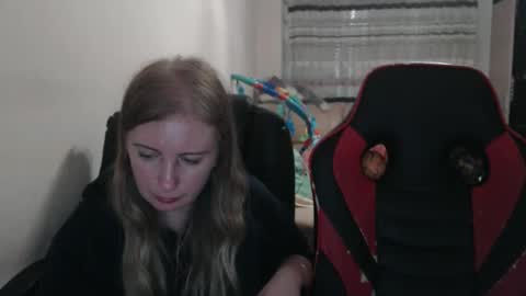 JenisAndPeter online show from 12, 10, 2025