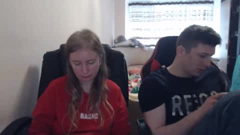 JenisAndPeter online show from 26, 10, 2025