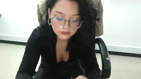 jenn online show from 18, 9, 2025