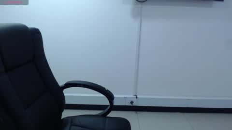 jenn online show from 20, 10, 2025