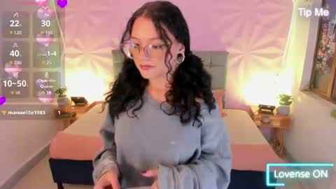 Snapshot of jenn_cg chatting on 9, 7, 2026 jenn online show from 9, 7, 2026