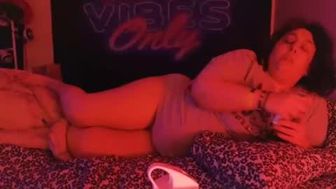  Dragon Queen. Be my Dragon --  and  online show from 19, 1, 2026