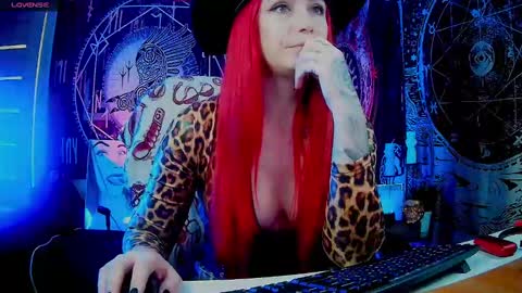 Snapshot of jennalovvee chatting on 6, 1, 2025 Mrs. Jenna online show from 6, 1, 2025