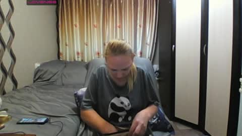 Snapshot of jennideep chatting on 24, 6, 2026 JenniDeep online show from 24, 6, 2026