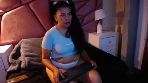 Snapshot of jennifer_0717 chatting on 2, 2, 2026 Jennifer online show from 2, 2, 2026