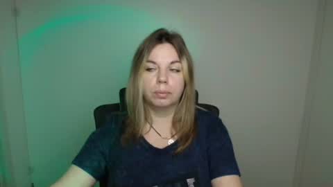 Jennifer online show from 23, 9, 2025