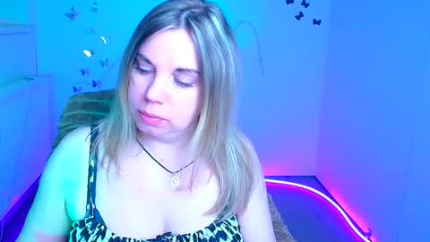 Jennifer online show from 5, 4, 2026