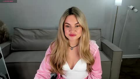 Snapshot of jennifer_perezz chatting on 2, 6, 2026 Jennifer Perezz online show from 2, 6, 2026