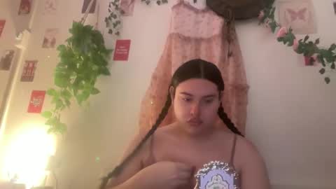 Snapshot of jennifer_robbie chatting on 6, 6, 2026 jennifer_robbie online show from 6, 6, 2026