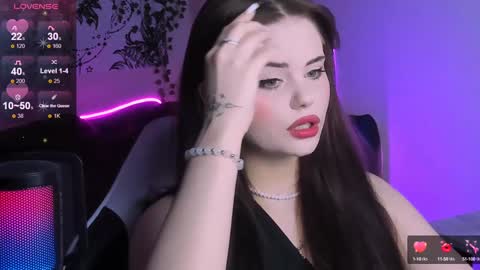 Snapshot of jenniferwandis77 chatting on 12, 12, 2024 Jenni online show from 12, 12, 2024