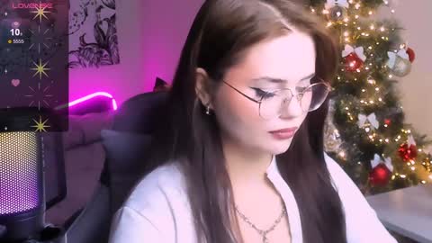 Snapshot of jenniferwandis77 chatting on 28, 12, 2024 Jenni online show from 28, 12, 2024