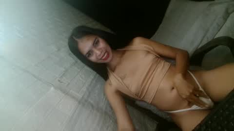 Snapshot of jenny20_xxx chatting on 24, 2, 2025 PRETTY JENNY online show from 24, 2, 2025