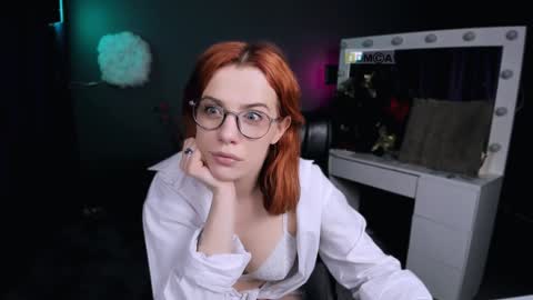 Snapshot of jenny__meow chatting on 28, 1, 2025 YOUR BEST WAY TO HAVE FUN online show from 28, 1, 2025