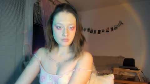 Jennifer Jenny Darling   online show from 14, 3, 2026