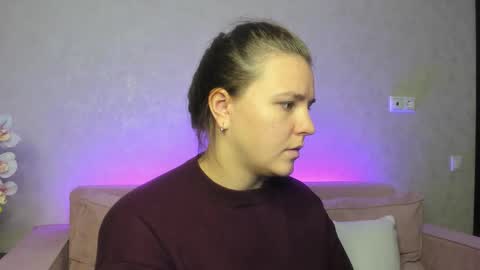 Snapshot of jenny_jimmy chatting on 3, 10, 2025 Jenny online show from 3, 10, 2025