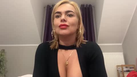 Jenny online show from 19, 12, 2024