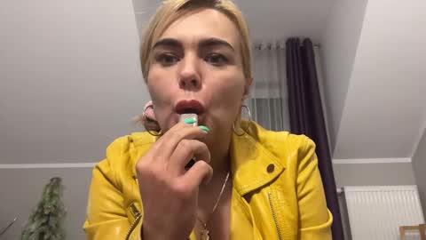 Jenny online show from 24, 1, 2025