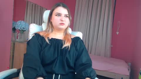 jenny_smitx online show from 8, 2, 2025