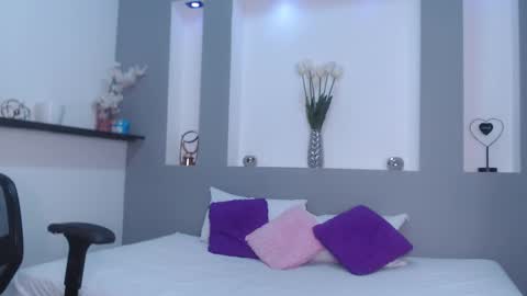Snapshot of jenny_towers chatting on 9, 2, 2025 jenny_towers online show from 9, 2, 2025