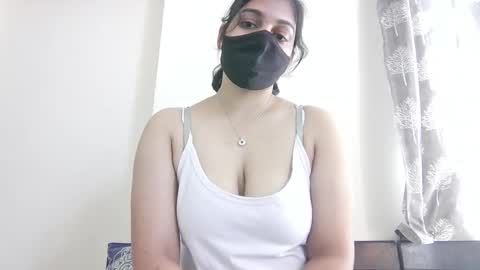 Snapshot of jennydolphin chatting on 11, 11, 2025 Jenny online show from 11, 11, 2025