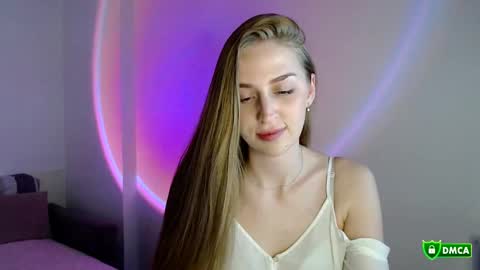 Snapshot of jennyjansen chatting on 7, 11, 2025 The Flower Power Models online show from 7, 11, 2025