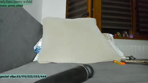 Snapshot of jennywildd chatting on 24, 9, 2025 infamous blondiechloe. Jennyjennywildd online show from 24, 9, 2025