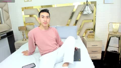 Snapshot of jeong_matias chatting on 18, 12, 2025 Matias Jeong online show from 18, 12, 2025