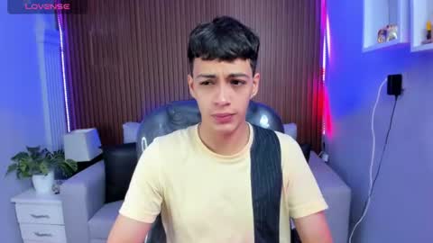 Snapshot of jeremias_1 chatting on 4, 8, 2026 JEREMIAS online show from 4, 8, 2026