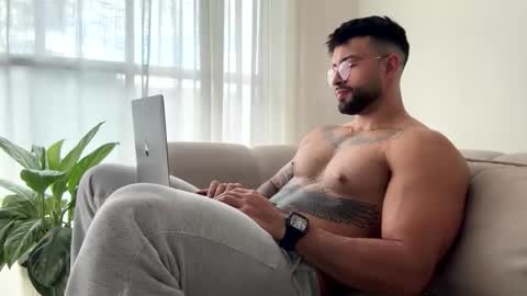 Jeremy online show from 11, 4, 2026