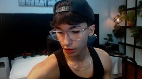 Snapshot of jeremy_job chatting on 5, 2, 2026 Jeremy online show from 5, 2, 2026