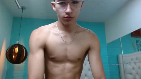 Snapshot of jeremy_job chatting on 4, 3, 2026 Jeremy online show from 4, 3, 2026