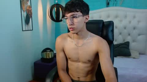 Snapshot of jeremy_job chatting on 6, 4, 2026 Jeremy online show from 6, 4, 2026