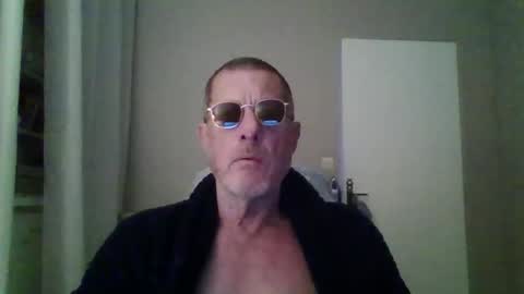 jerflor online show from 6, 11, 2025