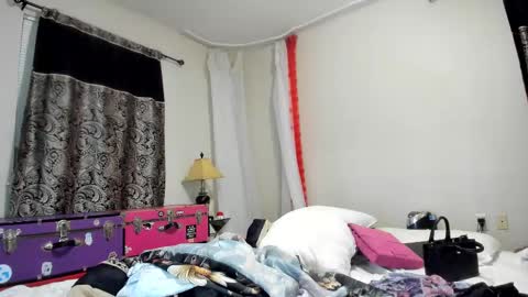 Jeri Lynn online show from 6, 10, 2025