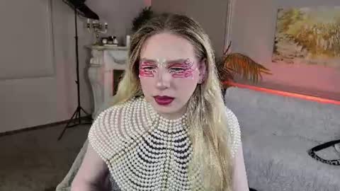 Snapshot of jes_solar chatting on 19, 6, 2026 jes_solar online show from 19, 6, 2026