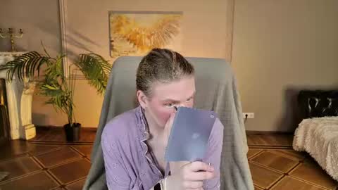 Snapshot of jes_solar chatting on 18, 7, 2026 jes_solar online show from 18, 7, 2026