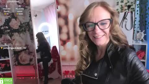 jesica_moon_peachyy online show from 16, 5, 2026