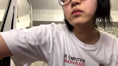 Emi online show from 29, 4, 2026